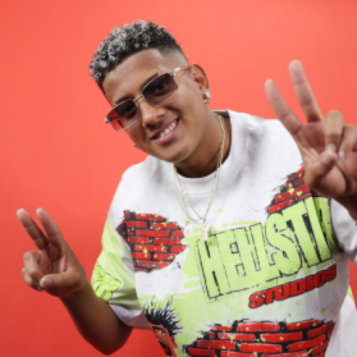 Jombriel gestiona ayuda para sus ‘hermanos’ de Esmeraldas tras derrame de crudo